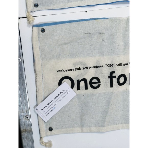 TOMS Shoes Duster Bag 14” X 9.5” Lot of 2 Used With Tags - Picture 10 of 10